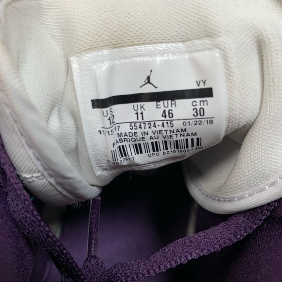 Air Jordan Retro 1 Mid " Hornets" - Picture 9 of 10